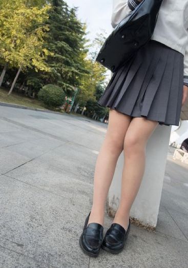 妈妈朋友的女儿
