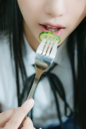 小伙穿越古代当县令短剧免费观看