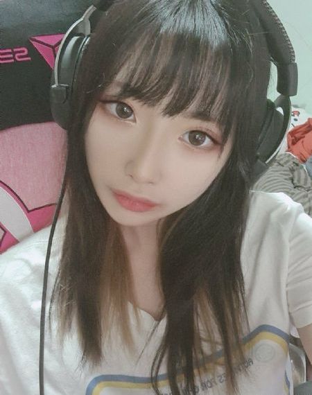 女友的妈妈视频