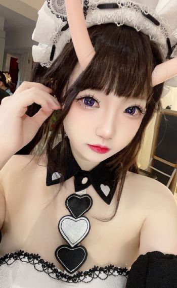 泡芙小姐