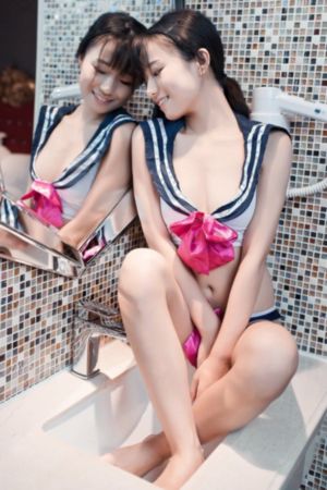 美丽的小蜜桃在线播放