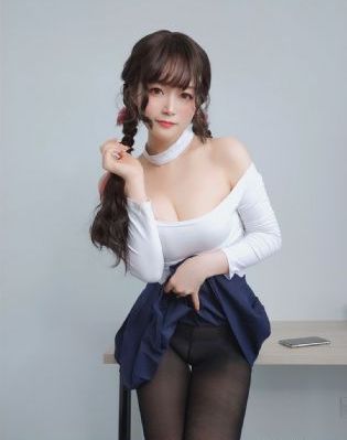《年轻的嫂子》