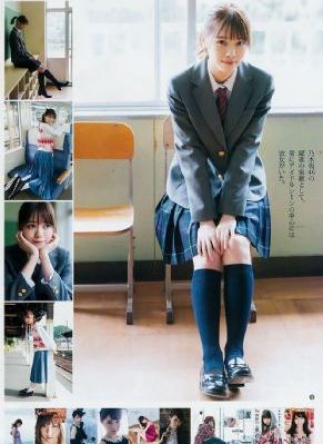 老师美女被吸乳得到大胸动漫